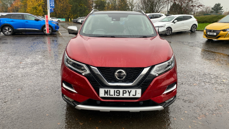 Nissan Qashqai 1.3 DiG-T N-Motion 5dr Petrol Hatchback